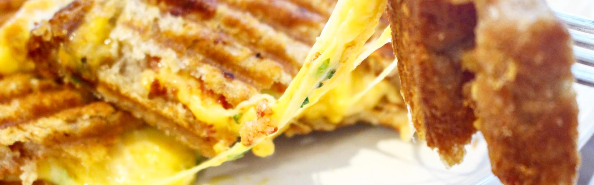 [ 中山站、雙連站美食 ] Miss V bakery cafe～新址不只有好吃肉桂捲，現在還有開胃又美味的鹹派跟三明治