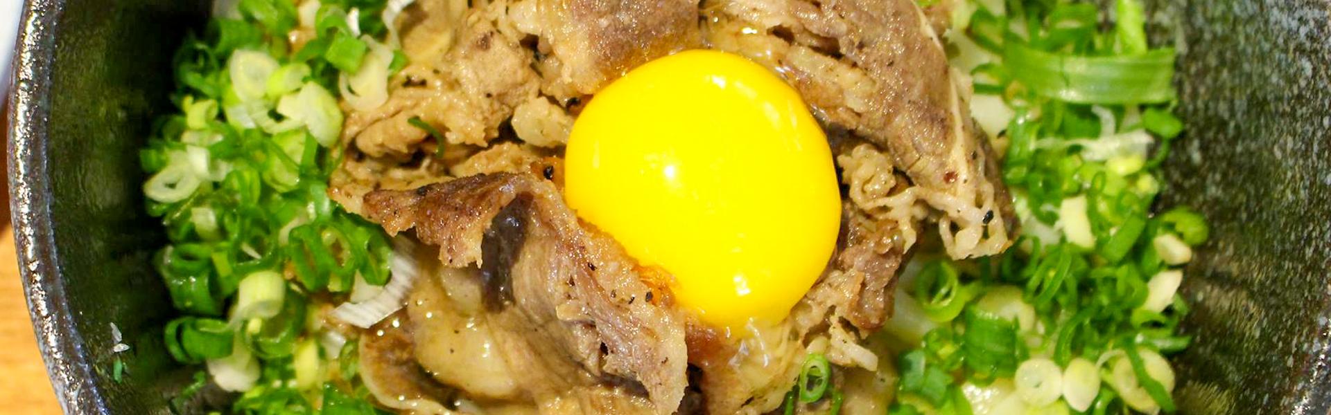 [ 南京三民站美食 ] 暮暮うどん～巷弄間的日式小店，彈牙烏龍麵搭和牛與香酥炸物