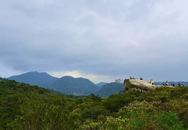 台北北投・軍艦岩親山步道｜CP 值超高！距離短、景壯觀、交通便利的休閒級步道