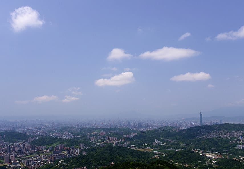 台北木柵・猴山岳登山步道｜同時享有親近山林、刺激冒險及登高望遠的好風景