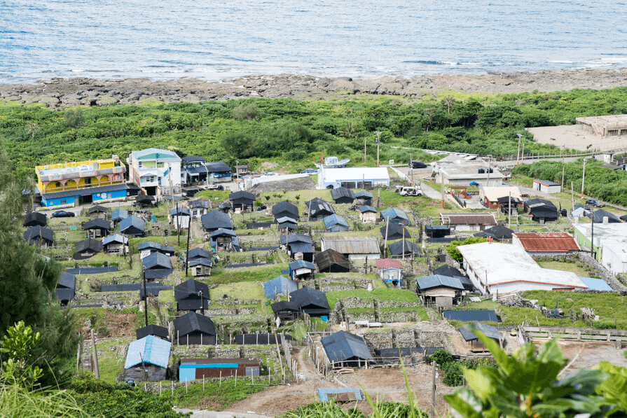 蘭嶼，地下屋｜是家，也是鑲嵌進土地的前人智慧