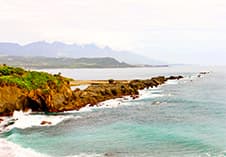 【台東景點】石雨傘遊憩區：海蝕地景破碎的美感