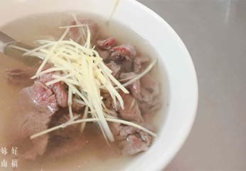 台南「無名羊肉湯」一碗羊肉湯，串起兒時回憶的滋味