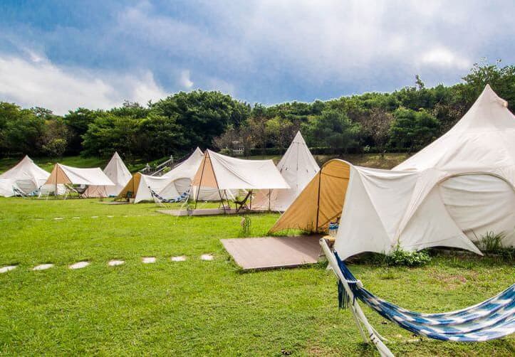 全台七大露營區推薦：新手也能體驗的免裝備 Glamping 露營場地！