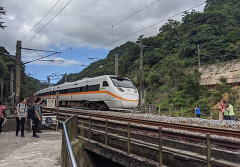 用鐵路打造你的觀光城市！《 A 列車 開始吧 觀光開發計畫》搭上火車、觀光巴士、渡輪出去玩吧！