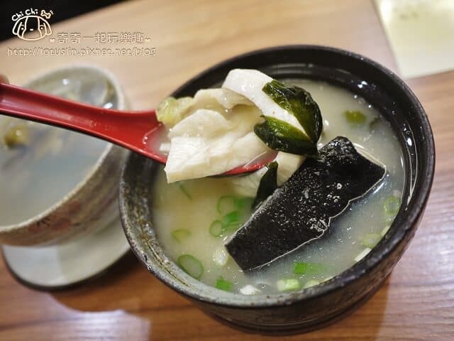 魚首海鮮湯-味噌魚湯