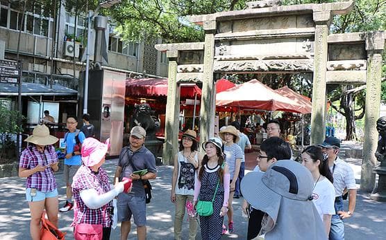 二二八公園，急公好義坊前