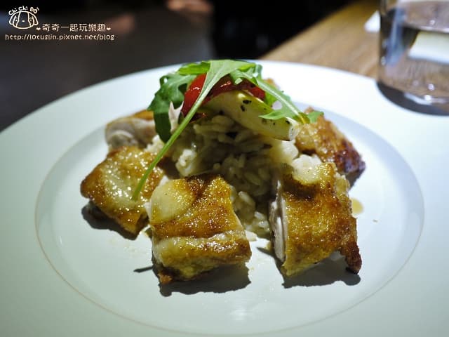 一號島麻油雞燉飯 $330