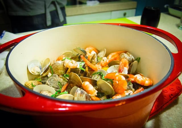 幾乎不摻調味料，讓新榨橄欖油帶出食物的原味