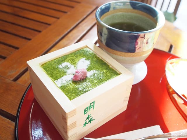 櫻花抹茶提拉米蘇