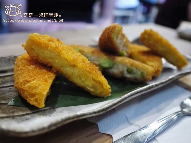 御炸可樂餅拼盤 $110