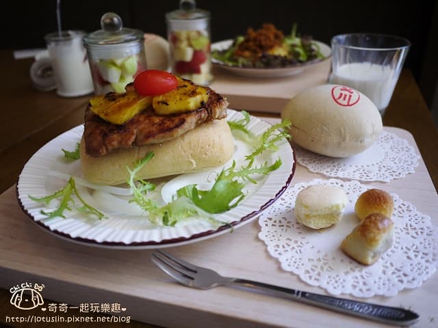 關廟鳳梨醃里肌 $220