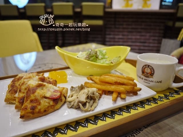 "Saved by aPizza"史努比召喚餐 $300