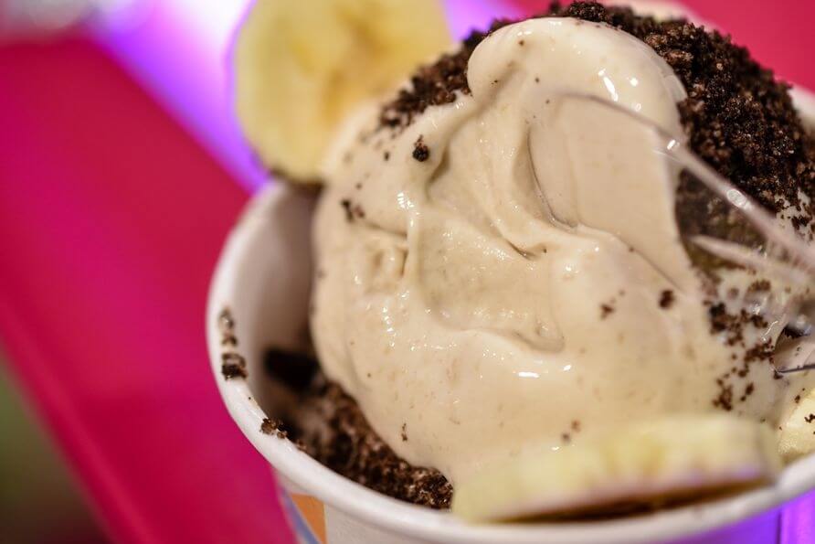看這綿密的冰淇淋，口感可是和一般方式制作而成的完全不同！