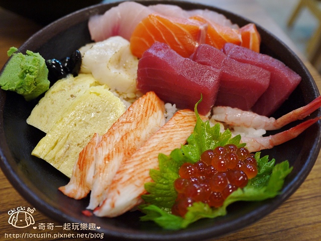 生魚海鮮丼 $250
