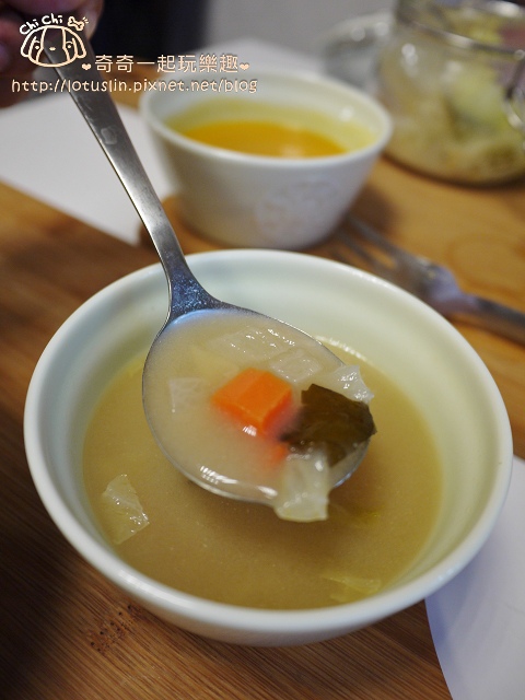日式蔬菜味噌湯 