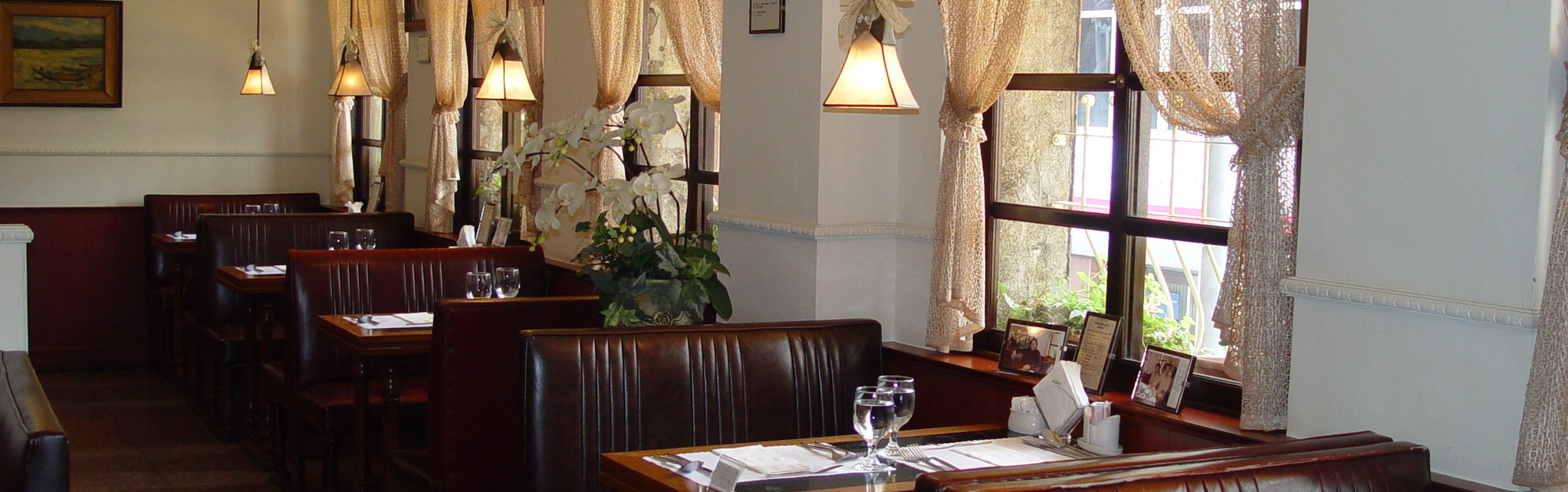 懷舊西餐廳／如假包換文青咖啡廳　明星咖啡館