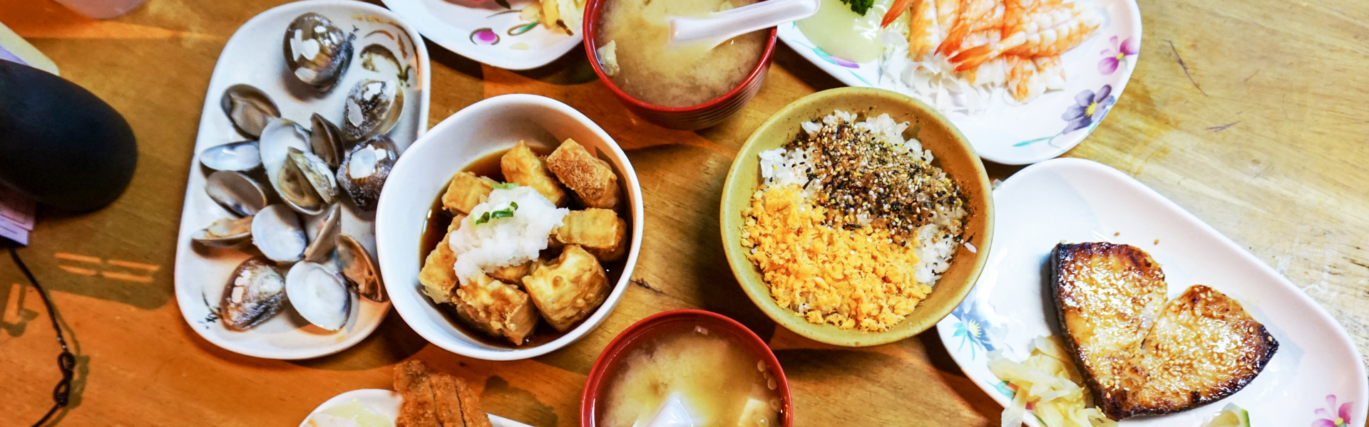 【日式料理】山根壽司。台南中西區平價日式料理，在地人私藏口袋名單。