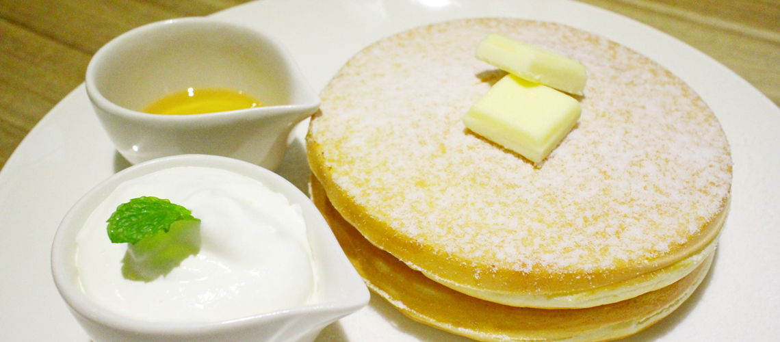 【忠孝敦化．甜點】White Cosy．來自北海道的四葉乳品，鬆餅霜淇淋乳酪塔一網打盡