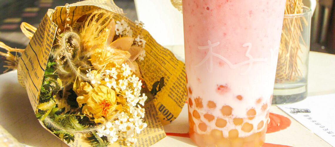 【大安站．飲料】木子日青 日嚐專賣店，粉紅少女系的草莓牛奶珍珠