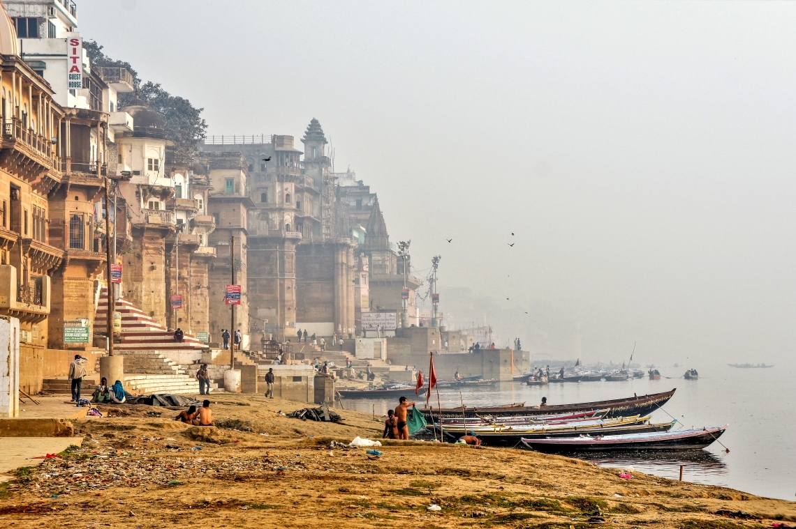 恆河畔的聖城。瓦拉納西 Varanasi