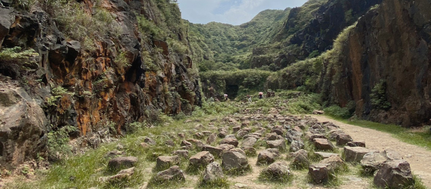 金瓜石地質公園本山礦場｜神奇的魔法石頭陣，古老的日常成為現代的奇景