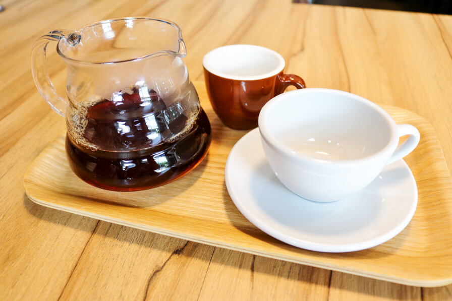 【台南南區．咖啡廳】猛男咖啡，小姐您要來一杯猛男還是咖啡呢？！