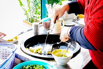 宜蘭．早餐｜力新路無名蛋餅：巷弄裡的元氣朝食，居家的生活滋味