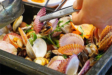 韓國大邱的大桶蒸貝대통조계찜，超強大蒸扇貝、蒸全雞的海鮮鍋