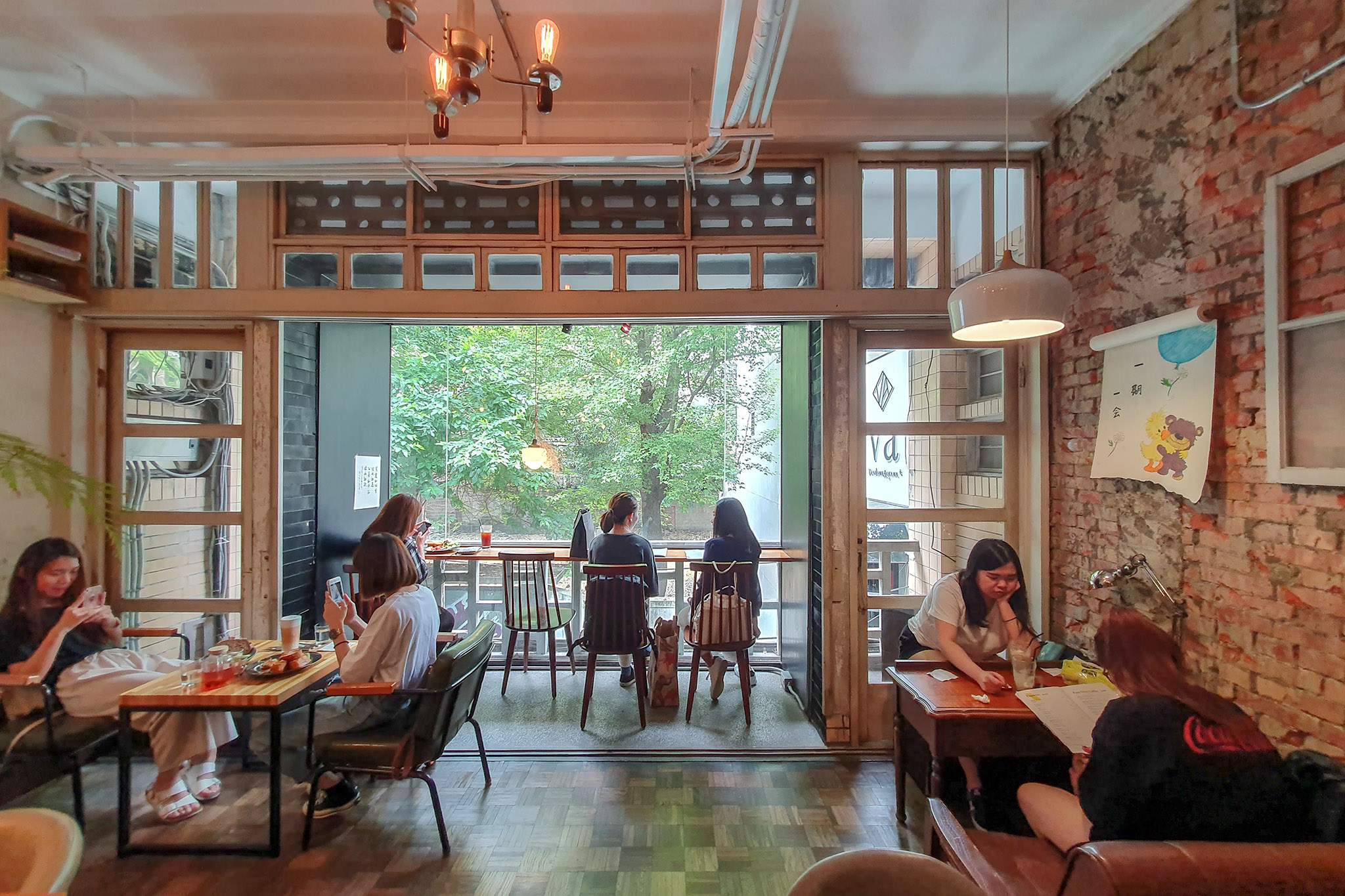 【中山站咖啡廳】老宅咖啡早午餐，有美美大面窗的「光一敘集」
