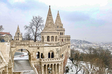 匈牙利的童話堡壘「漁夫堡」與「馬提亞斯大教堂」，認識布達佩斯的美麗與哀傷
