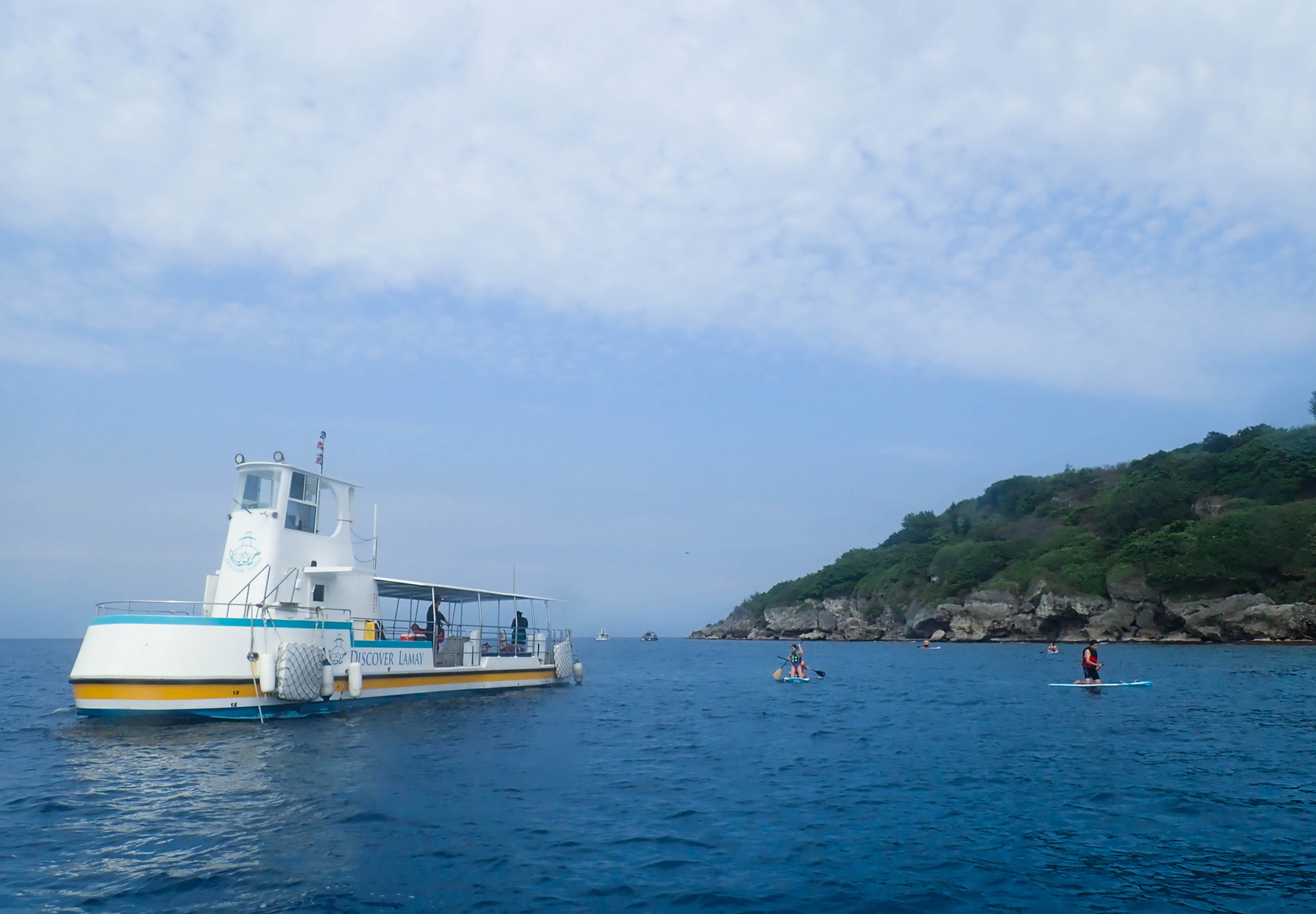 小琉球「海上全能王」水上活動集合！浮潛、獨木舟、SUP 立槳，有吃有喝還有熱水澡，全家都適合！