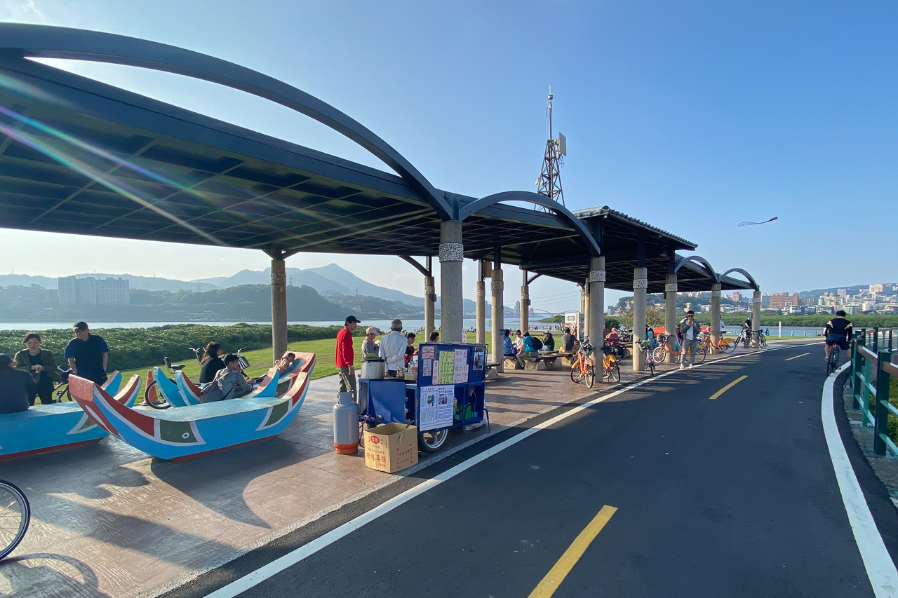 台北・新北｜最強自行車一日遊精選 8 條路線！最療癒身心的風景、美食、景點、時間全攻略。