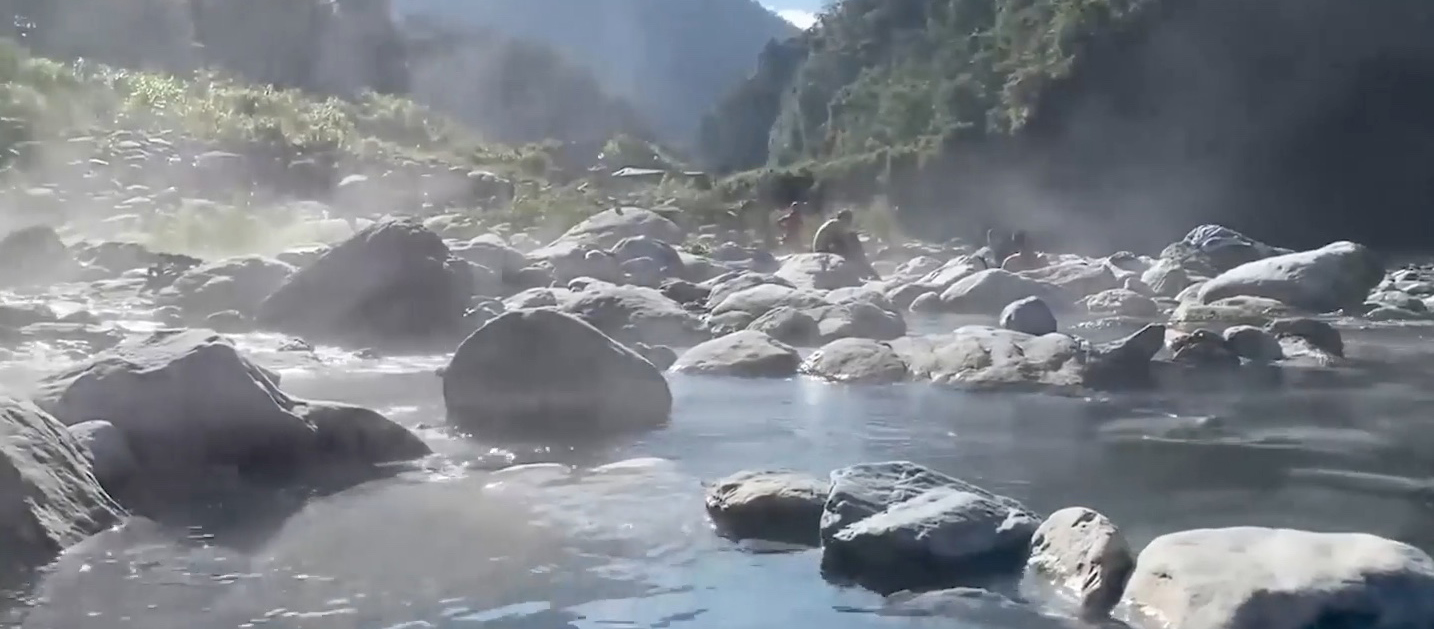 花蓮二子山溫泉，愜意享受自然美景（影片）