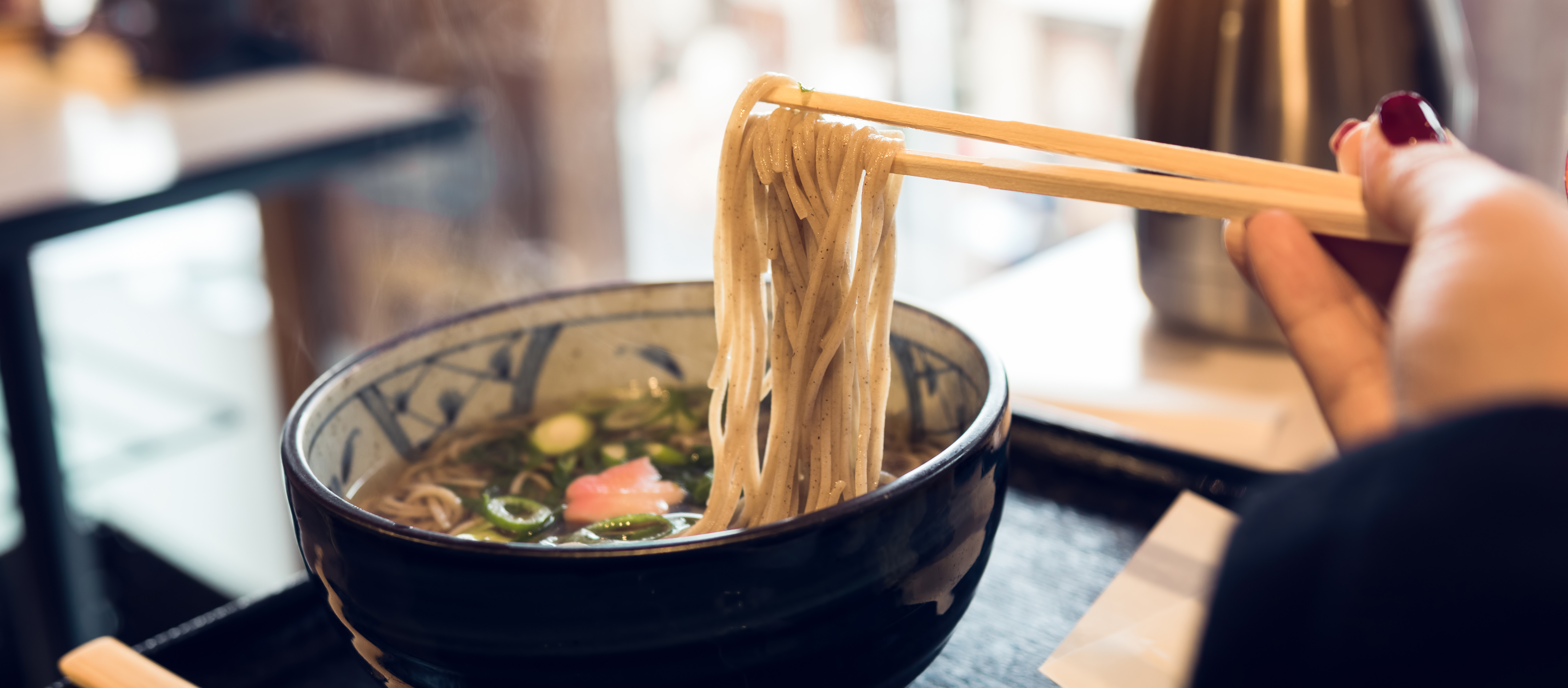 女性不會獨自前往的餐廳、其實不只有冷便當…你可能不知道的 10 個關於日本文化與生活的小知識！