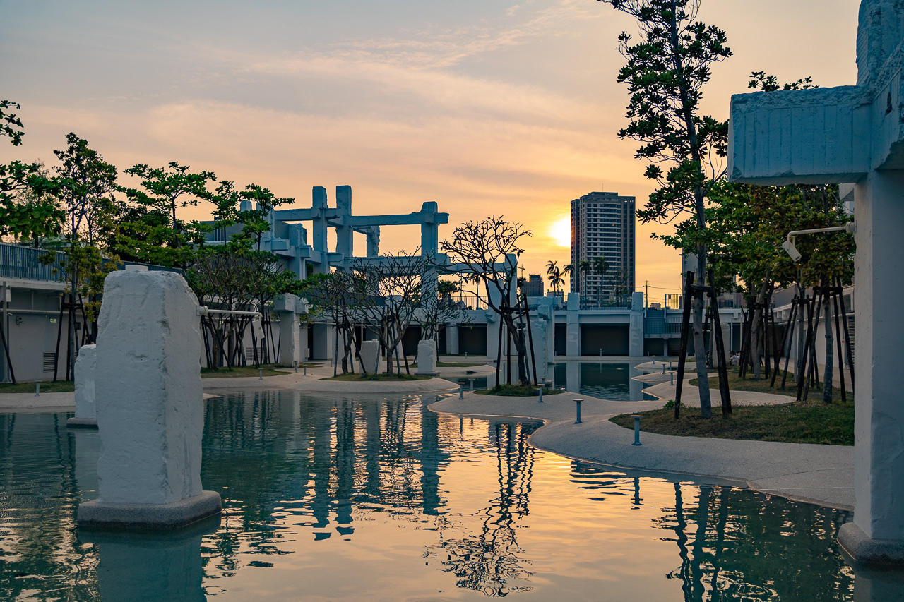台南・河樂廣場｜最美親水公園，看昔日「中國城」的繁華與沒落