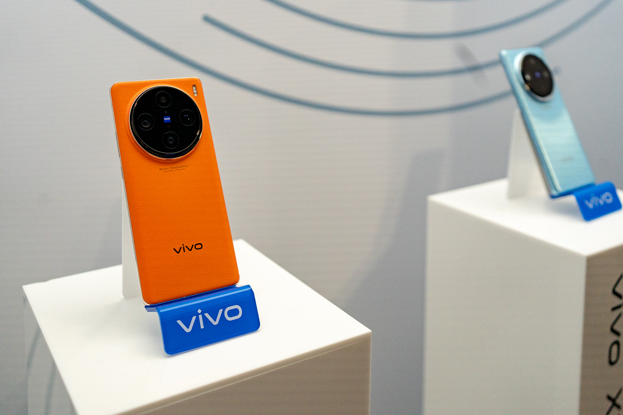 vivo X100 系列全球首款「攝日旗艦手機」今發表！12/27 各大電信門市全面開賣